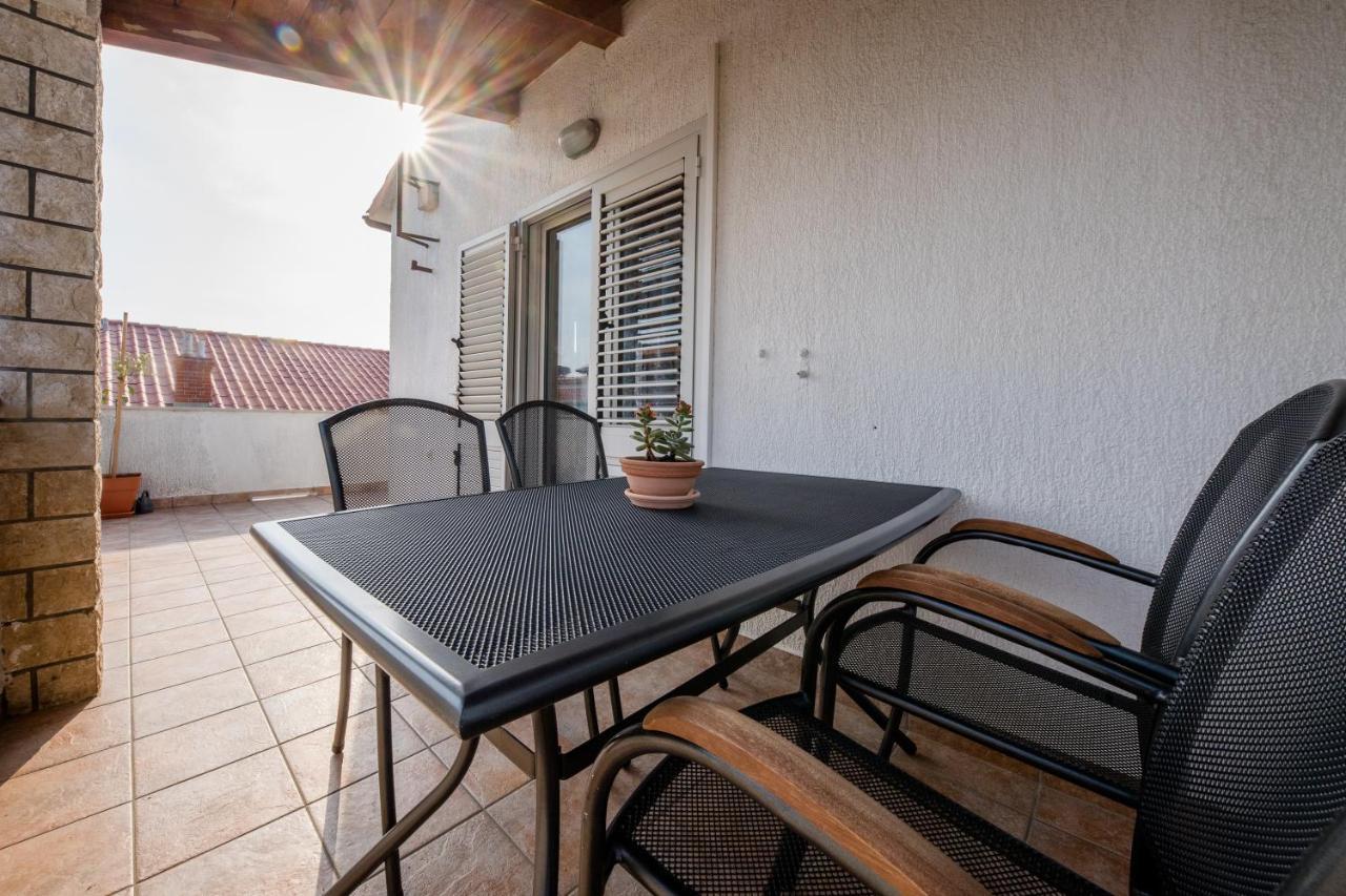 Nikolina Rab Apartments Ραμπ Εξωτερικό φωτογραφία